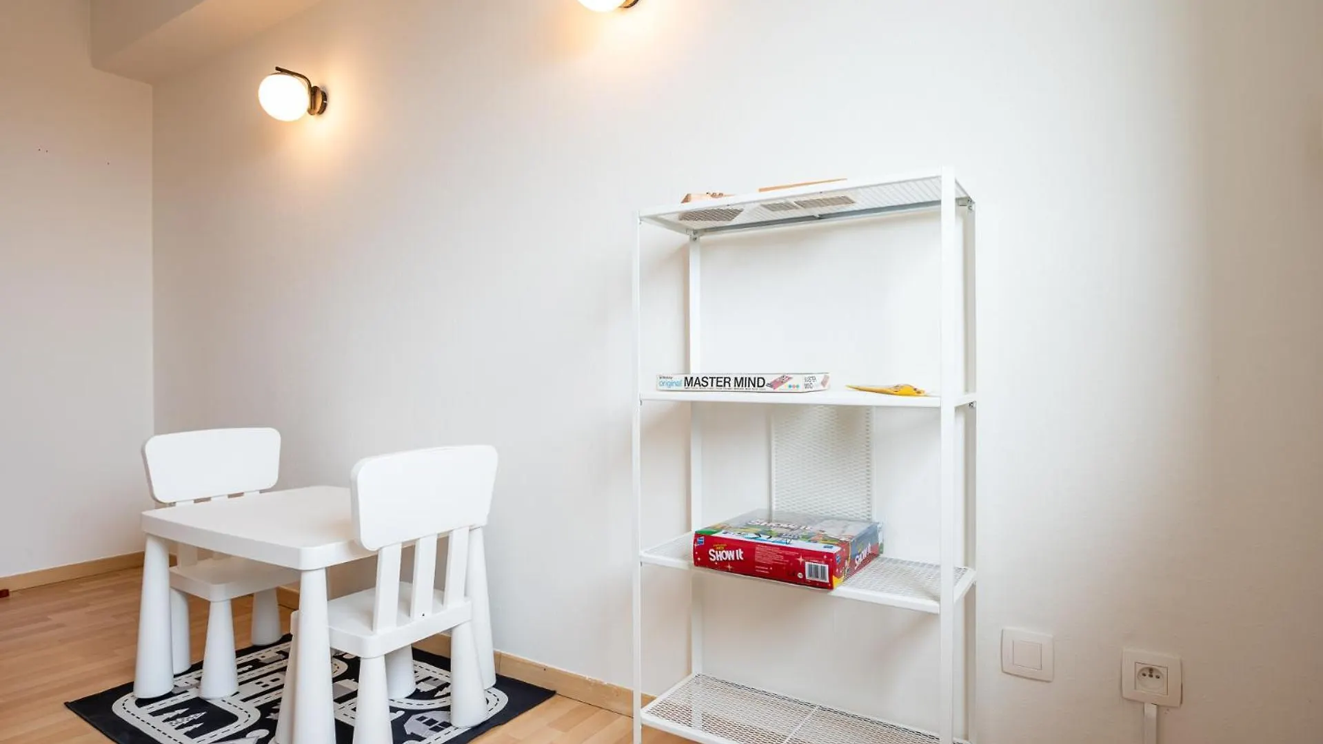 Beautiful Apartment With Sea Views And Parking Oostende