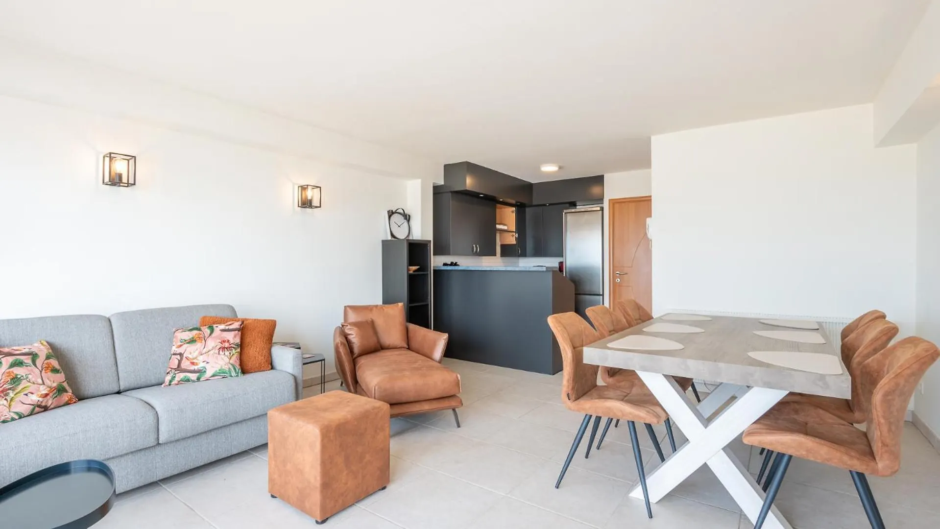 Beautiful Apartment With Sea Views And Parking Oostende Belgien