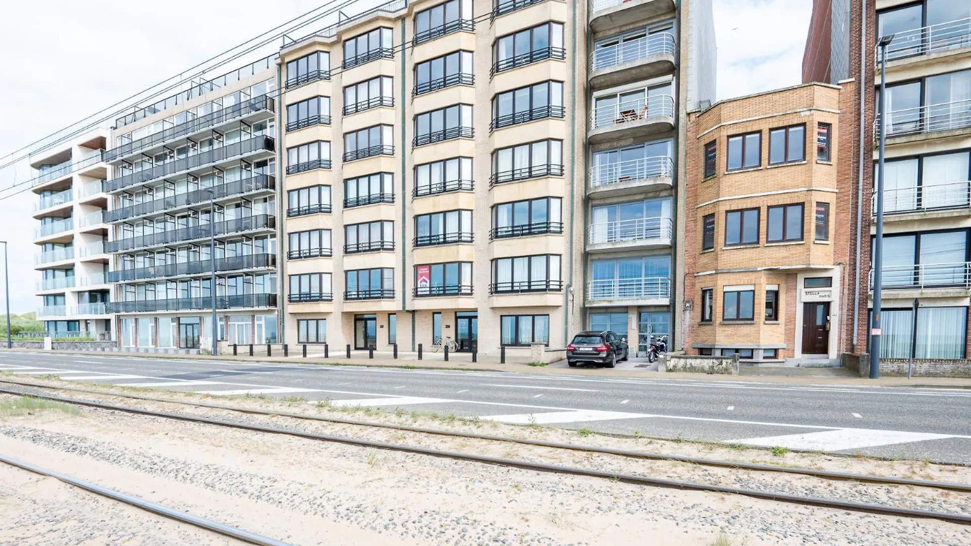 Beautiful Apartment With Sea Views And Parking Oostende 0*,  Belgien